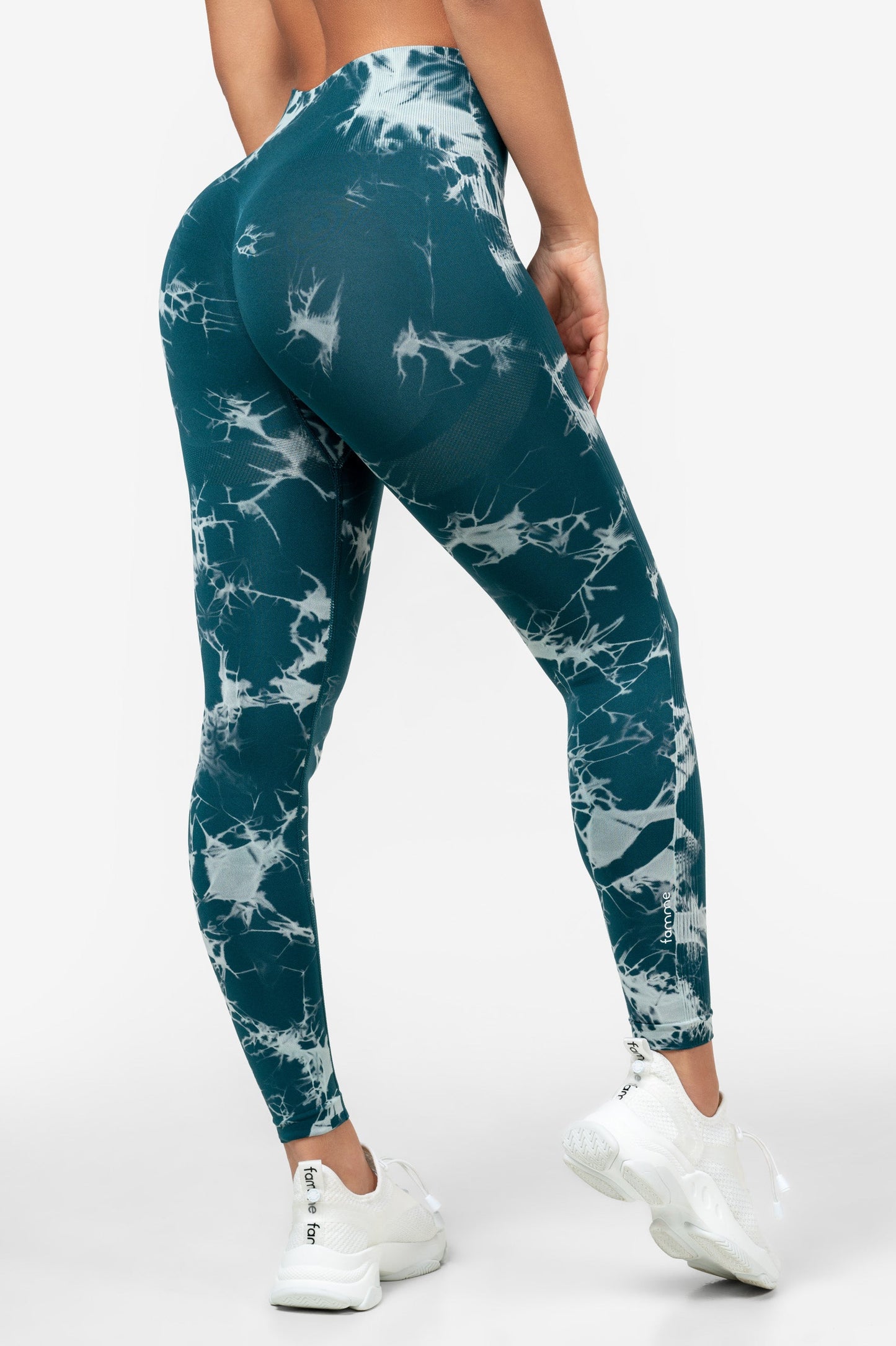 Dark Green Tie Dye Scrunch Leggings - for dame - Famme - Leggings