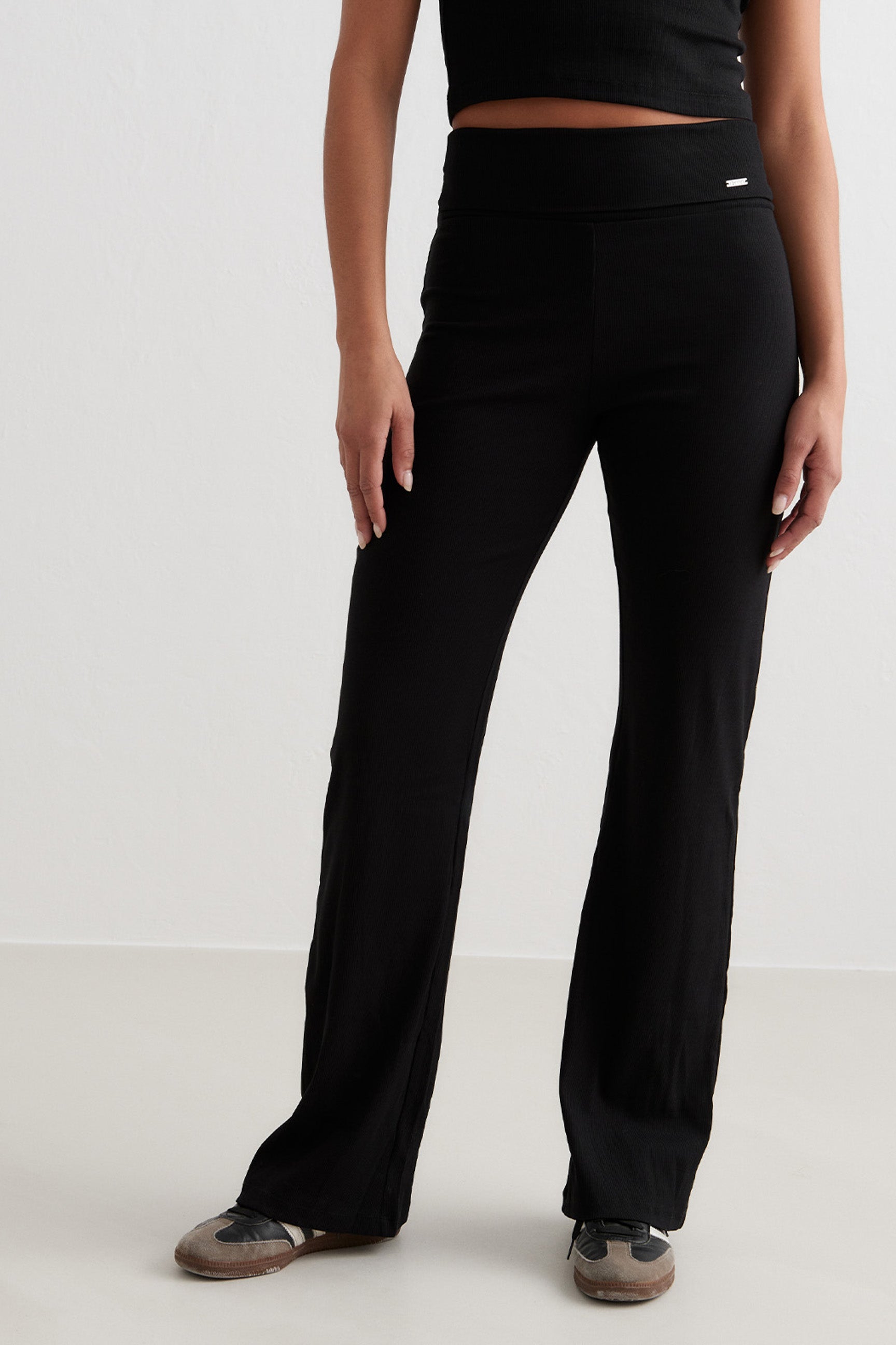 Ease Ribbed Pants - Black - for kvinde - aim'n - Pants