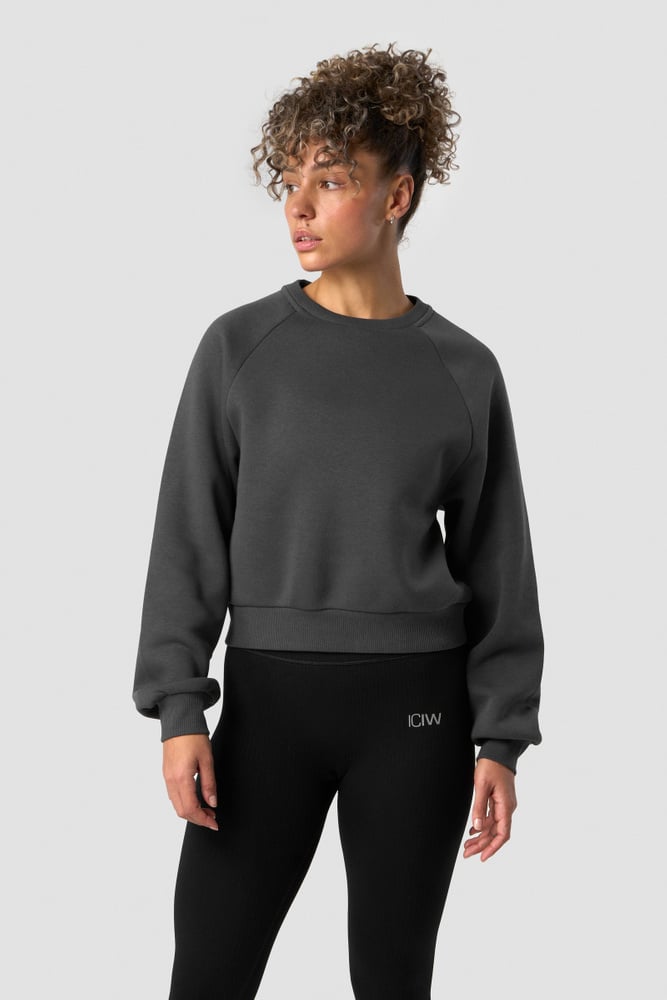 everyday cropped crewneck dark grey