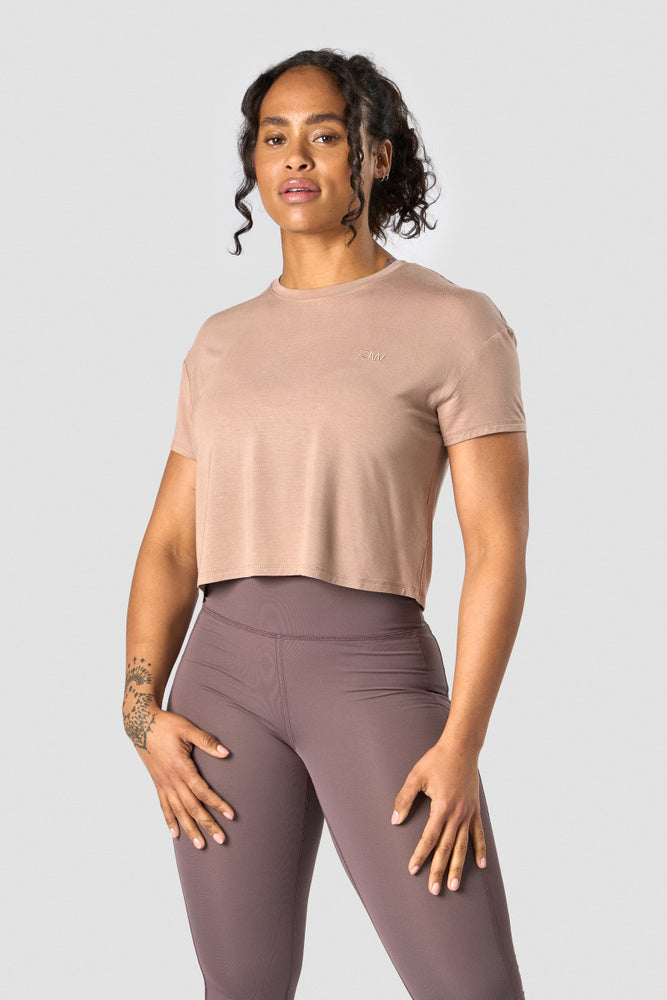 everyday cropped t-shirt cappuccino