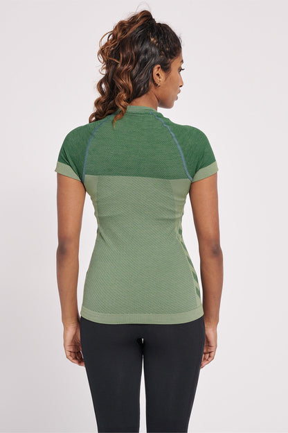 HUMMEL - Hmlclea Seamless Tight T-shirt - Laurel Wreath/lily Pad Melange